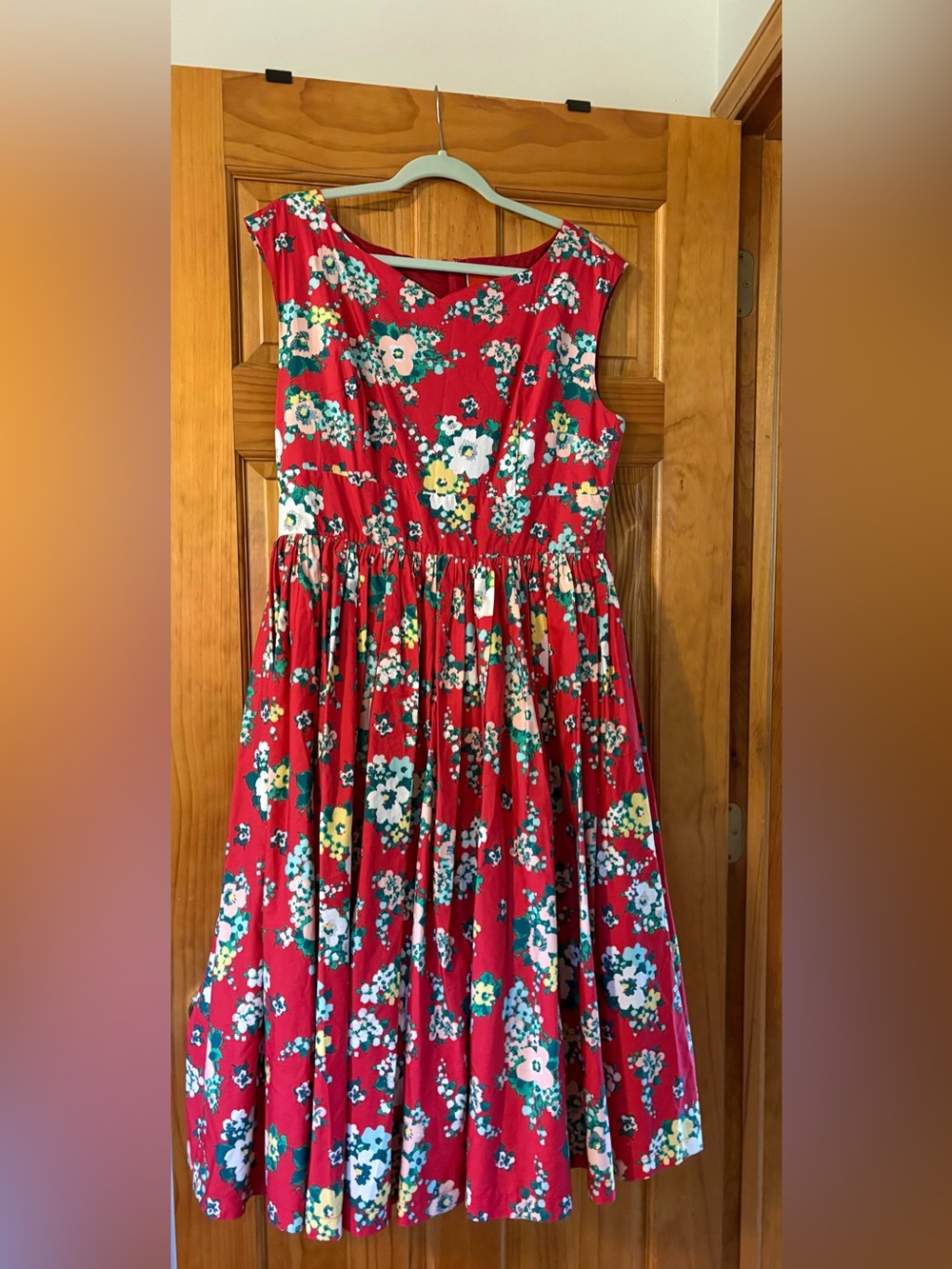 NWOT ModCloth Red Floral ‘Fit-and-Fabulous’ Dress